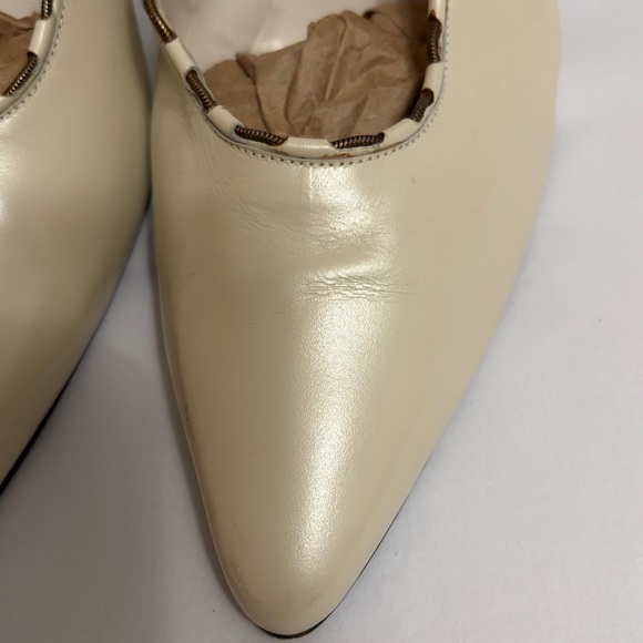 Stuart Weitzman Leather Cream Heels Size 10 Made in Spain - Picture 3 of 15